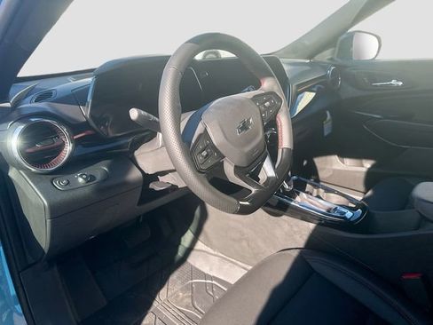 New 2026 Chevrolet Trax RS image 9