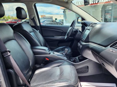 Used 2016 Dodge Journey Crossroad w/ Quick Order Package 28V AWD/4WD image 17