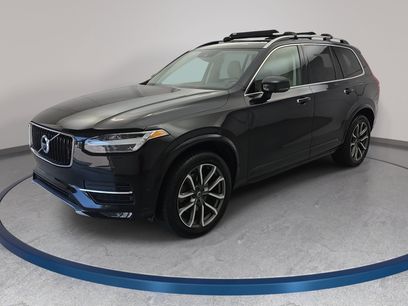 Used 2017 Volvo XC90 T6 Momentum w/ Vision Package