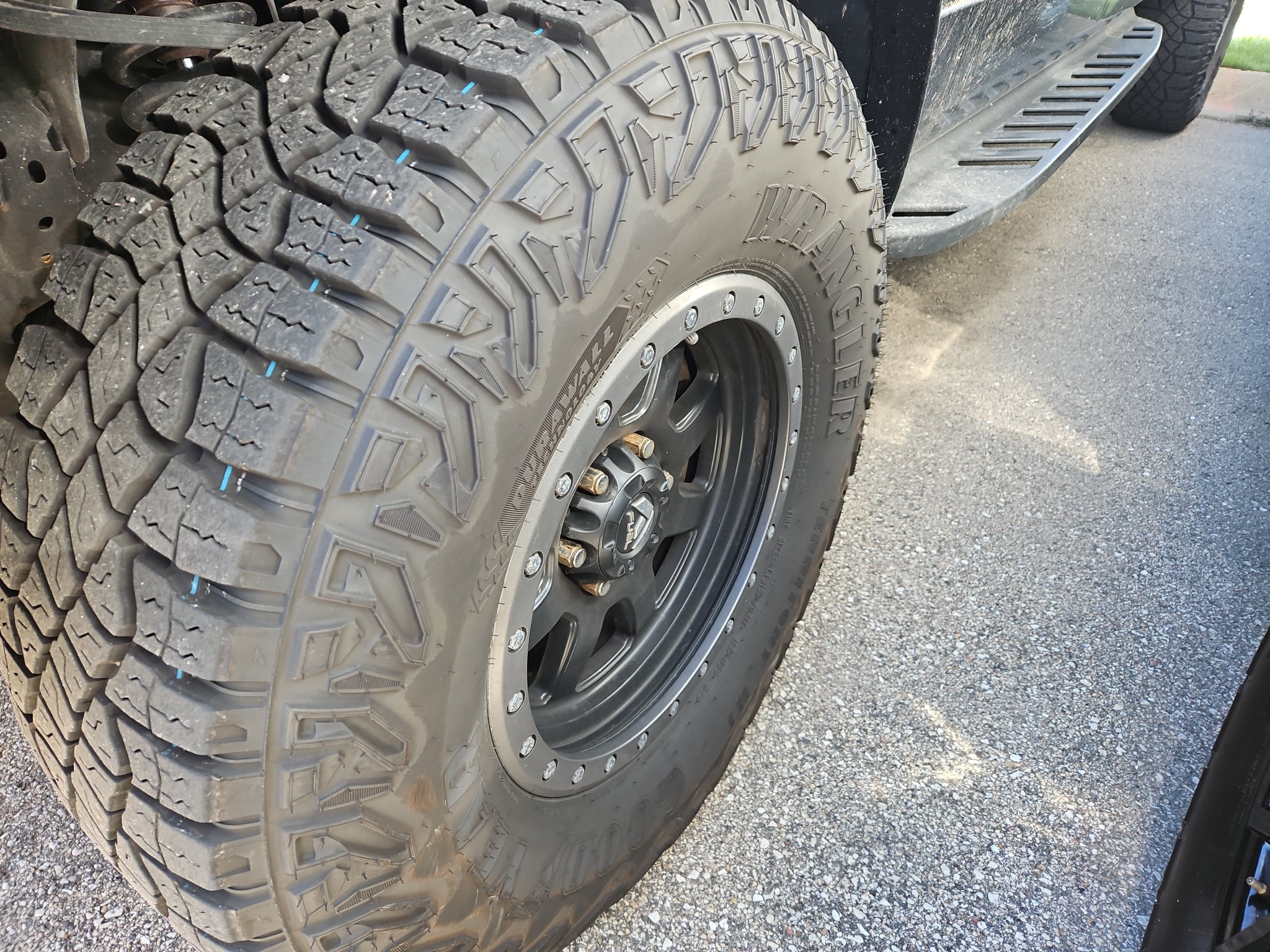 Used 2011 Ford F150 Raptor w/ Raptor Luxury Pkg AWD/4WD image 4