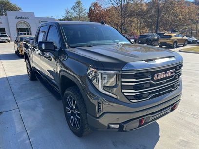 Used 2024 GMC Sierra 1500 AT4 w/ Technology Package