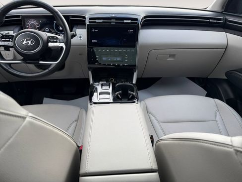 Certified 2022 Hyundai Tucson Limited w/ Winter Package image 21