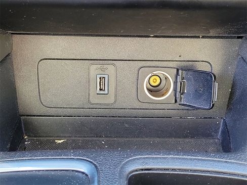 Used 2018 Ford Escape SEL image 12