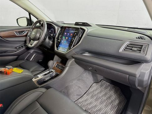Used 2024 Subaru Ascent Touring AWD/4WD image 31