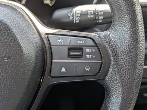 Used 2024 Honda CR-V LX image 30