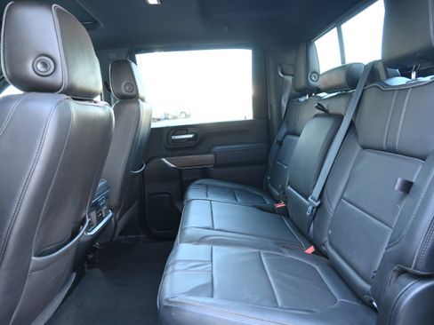 Used 2020 Chevrolet Silverado 3500 High Country w/ Technology Package image 16