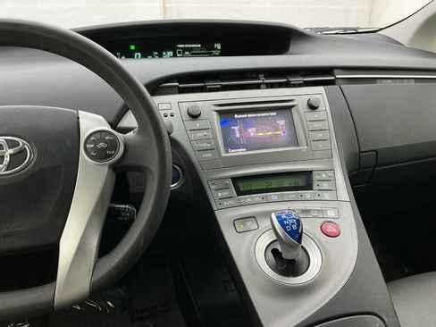 Used 2015 Toyota Prius Two FWD image 33