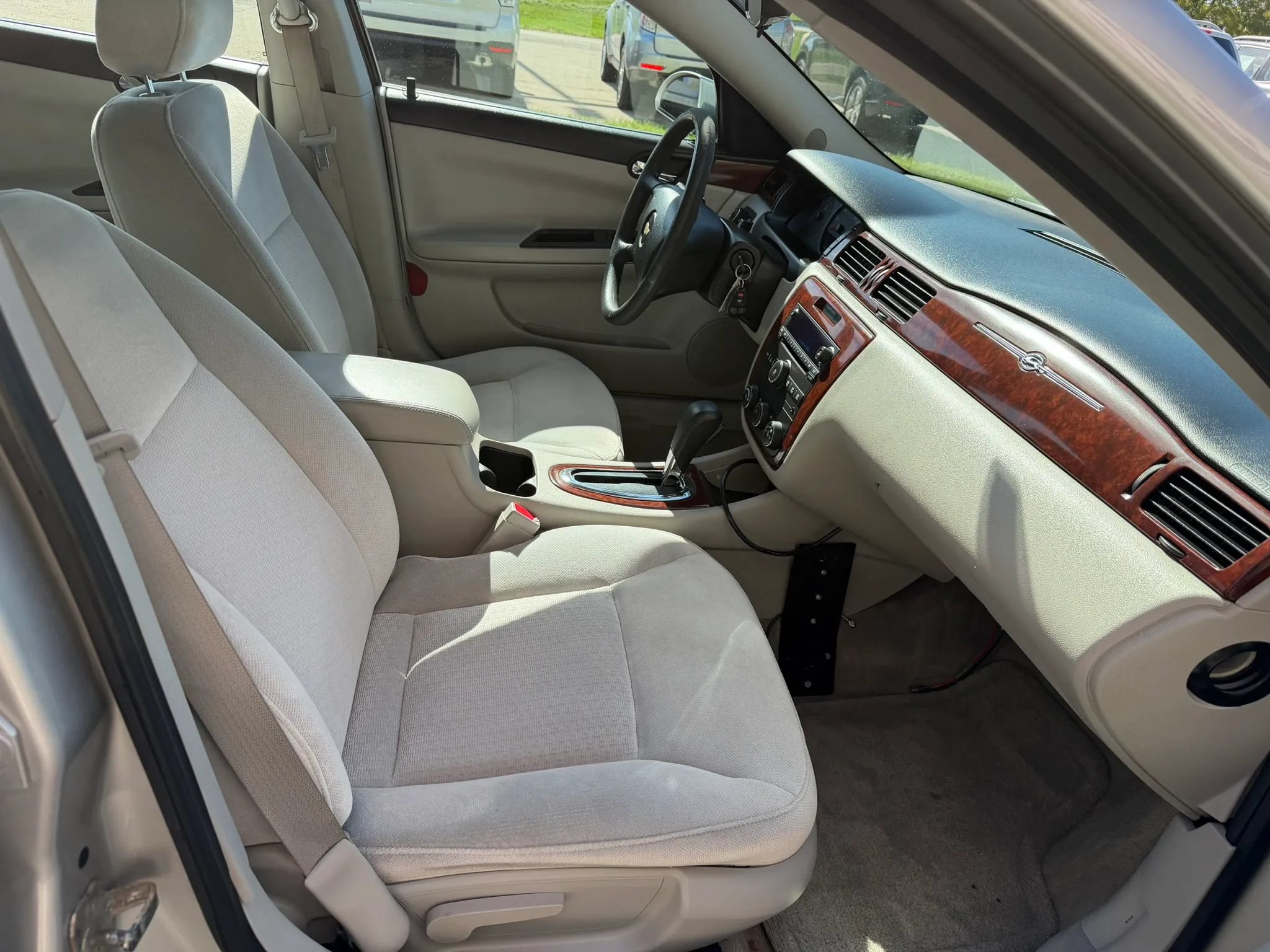Used 2008 Chevrolet Impala LS FWD image 14