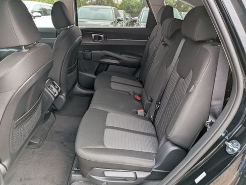 New 2026 Kia Sorento LX FWD image 16