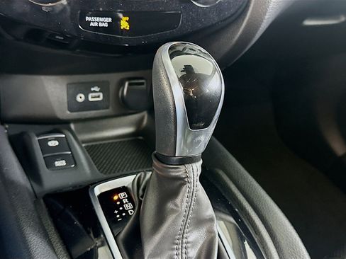 Used 2021 Nissan Rogue Sport SL w/ Premium Package image 23