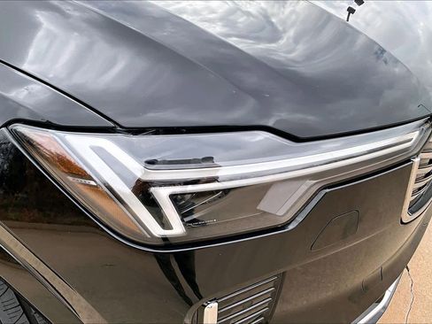 Used 2025 Volvo XC90 B6 Plus AWD/4WD image 27