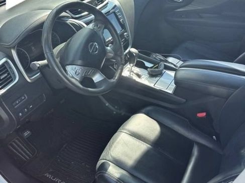 Used 2016 Nissan Murano Platinum w/ Platinum Technology Package FWD image 7