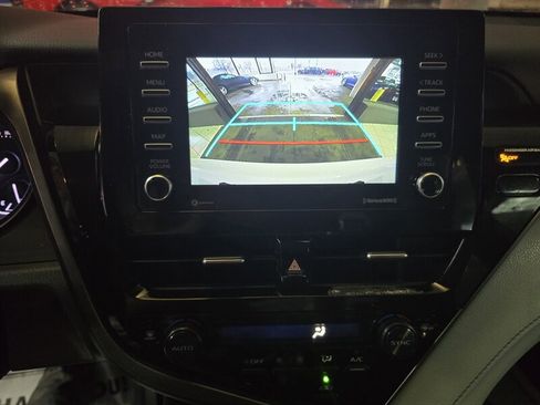 Used 2023 Toyota Camry SE FWD image 22