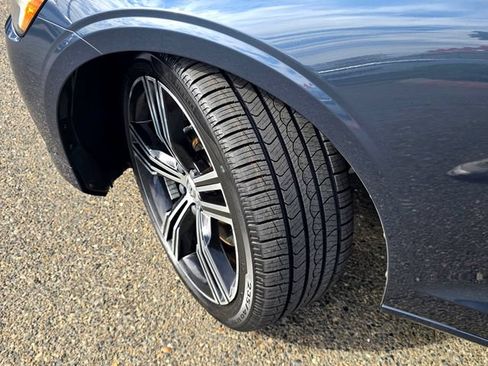 Used 2019 Volvo S60 T5 Inscription FWD image 26
