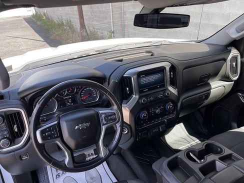 Used 2019 Chevrolet Silverado 1500 RST w/ True North Edition AWD/4WD image 13
