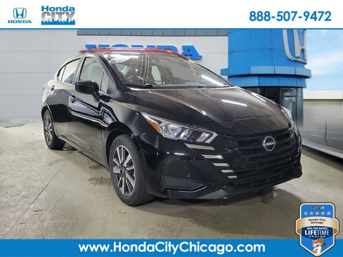 Used 2023 Nissan Versa SV image 1