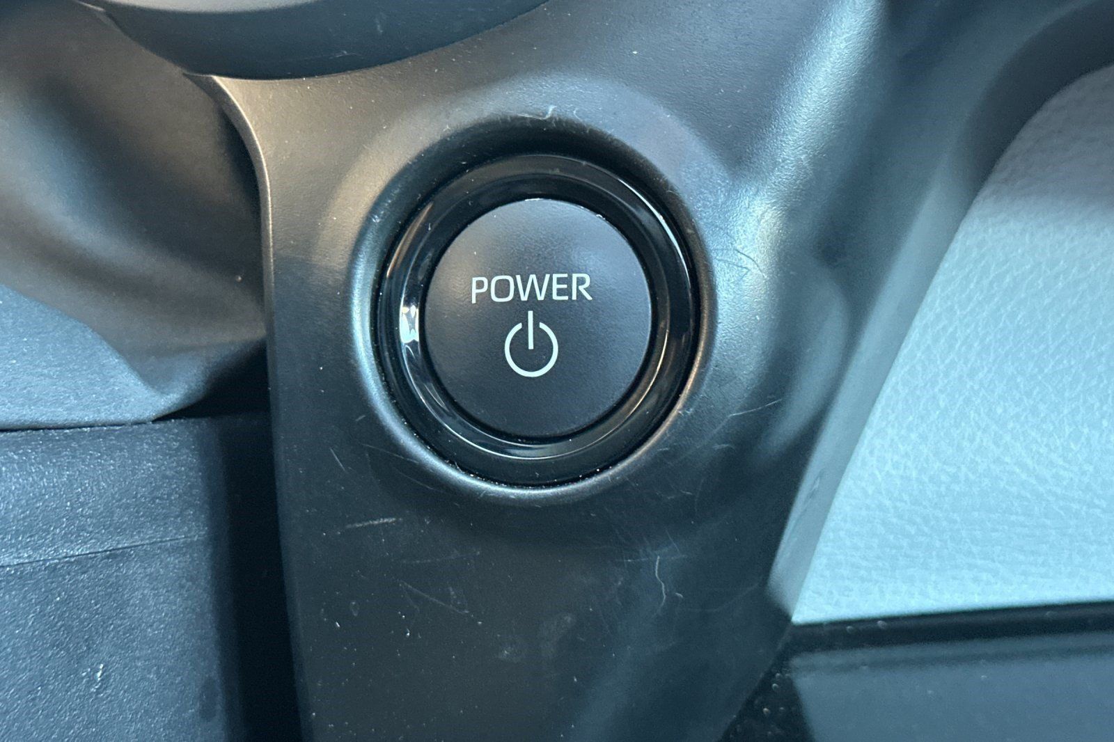 Used 2026 Toyota Sienna XLE FWD image 15