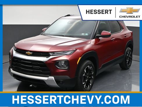Used 2023 Chevrolet TrailBlazer LT FWD image 1