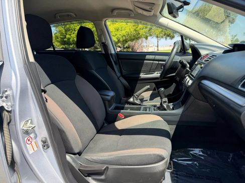 Used 2017 Subaru Crosstrek 2.0i AWD/4WD image 13