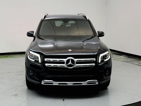 Used 2020 Mercedes-Benz GLB 250 image 2