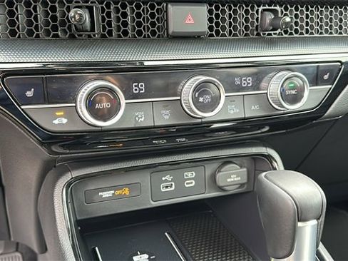 Used 2025 Honda CR-V EX-L image 17