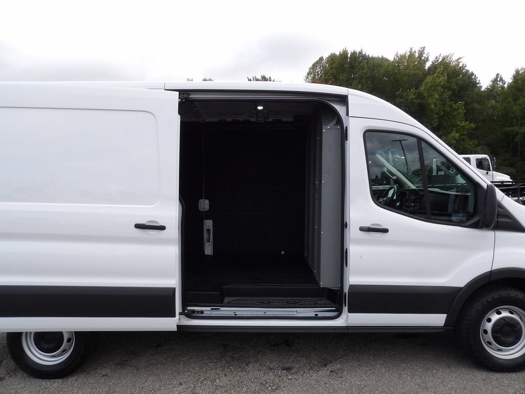 Used 2016 Ford Transit 250 148 Medium Roof RWD image 25