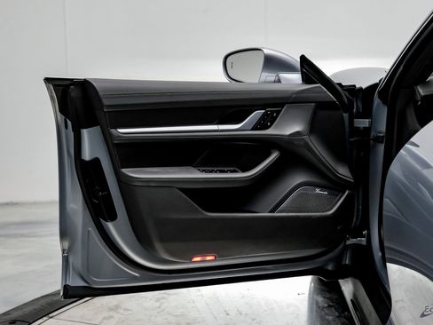 Used 2023 Porsche Taycan Turbo S w/ Premium Package image 76