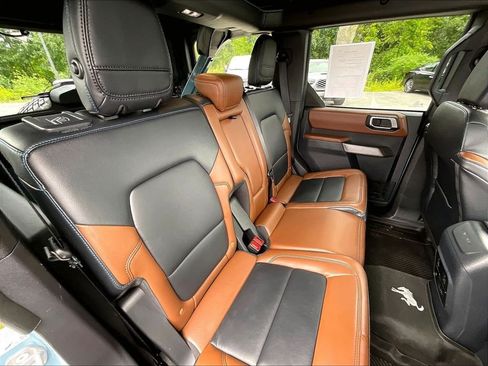 Used 2023 Ford Bronco Outer Banks AWD/4WD image 15