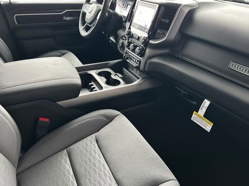 New 2026 RAM 1500 4x4 Crew Cab image 14