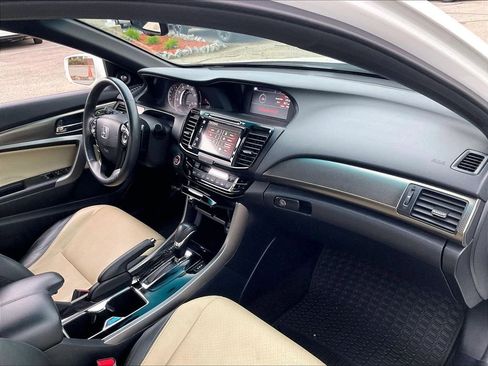 Used 2017 Honda Accord EX-L image 13
