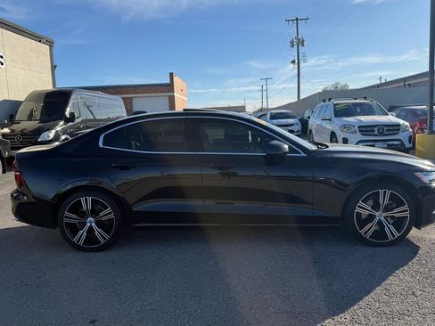 Used 2022 Volvo S60 B5 Inscription w/ Advanced Package image 5