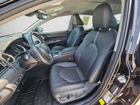 Used 2023 Toyota Camry XLE FWD image 14