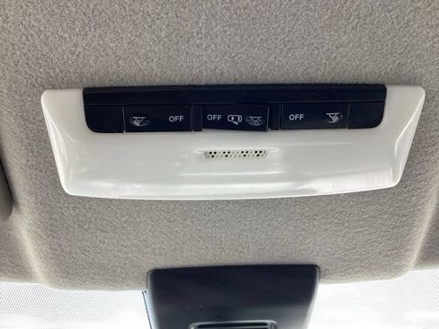 Used 2023 Nissan Kicks S FWD image 23