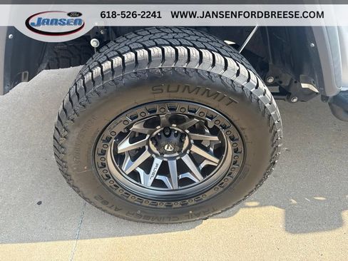 Used 2022 Jeep Gladiator Rubicon w/ LED Lighting Group AWD/4WD image 8