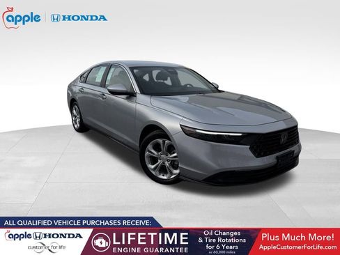 Used 2024 Honda Accord LX image 3