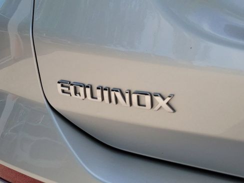 Used 2021 Chevrolet Equinox LT FWD image 27