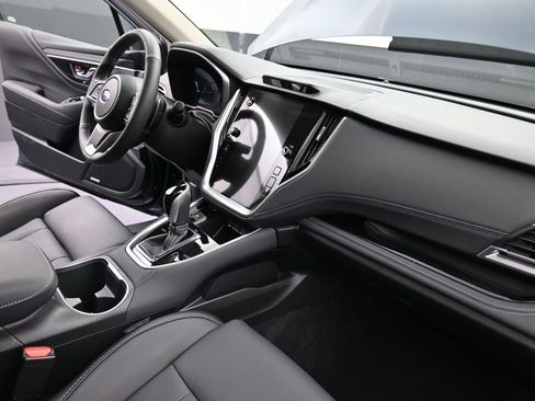 Used 2025 Subaru Outback Limited XT image 19