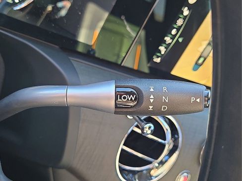 Used 2023 Rolls-Royce Ghost AWD/4WD image 31