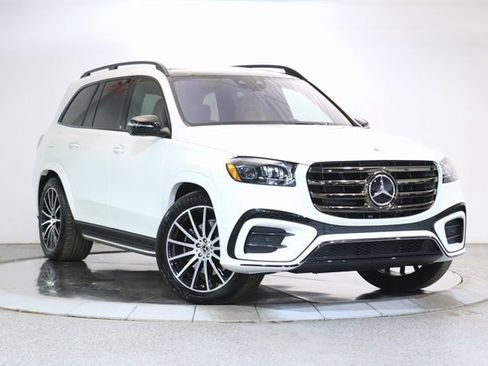 Certified 2025 Mercedes-Benz GLS 580 4MATIC image 1
