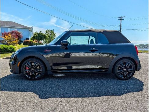 Used 2023 MINI Cooper John Cooper Works w/ Driver Assistance Package FWD image 16
