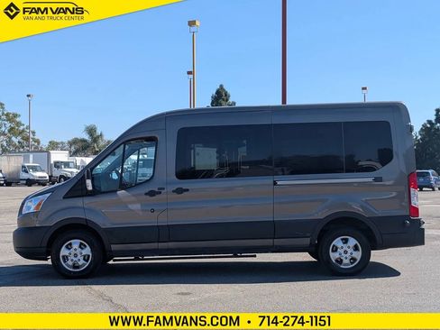 Used 2016 Ford Transit 250 148 Medium Roof image 4