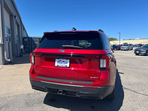 Used 2025 Ford Explorer ST-Line w/ Premium Package AWD/4WD image 5