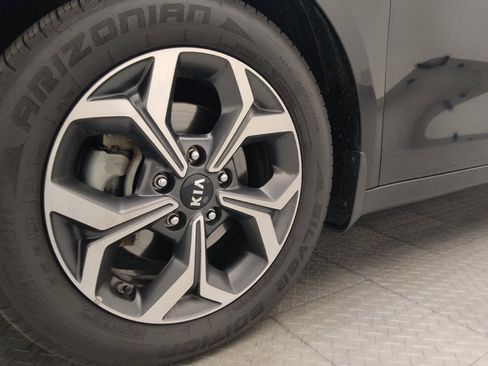 Used 2019 Kia Forte LXS FWD image 31
