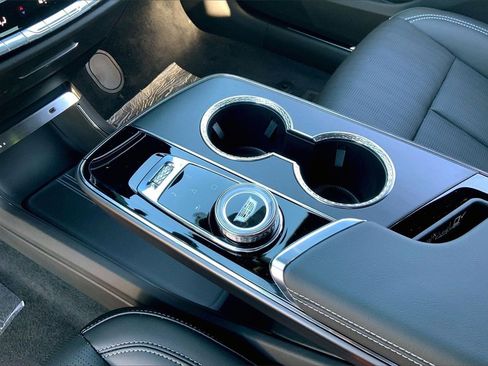 New 2026 Cadillac Lyriq V image 10