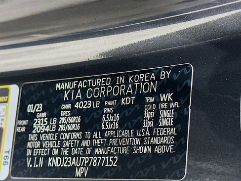 Used 2023 Kia Soul LX w/ LX Technology Package FWD image 31