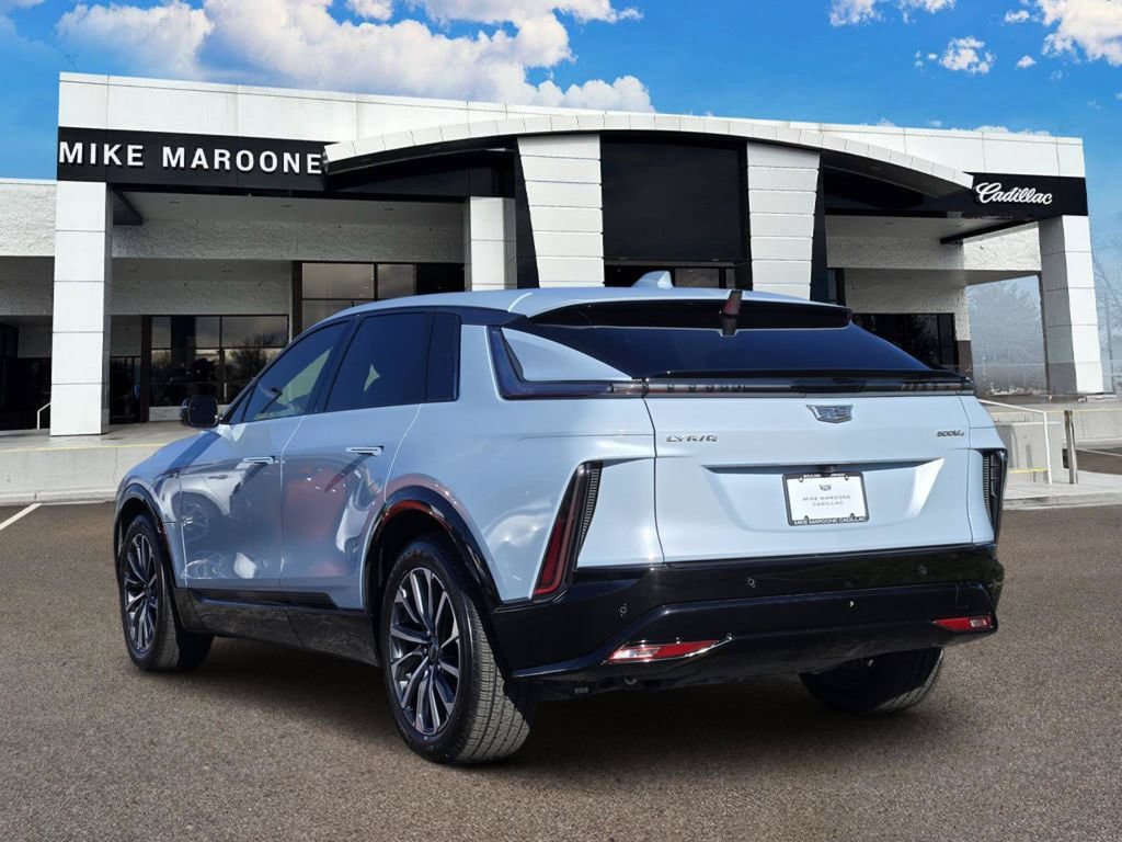 Certified 2024 Cadillac Lyriq Sport AWD/4WD image 3