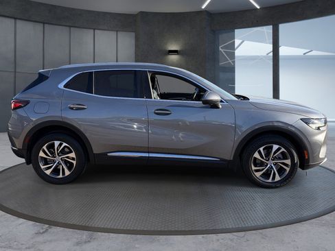 Certified 2022 Buick Envision Essence w/ Technology Package I FWD image 7