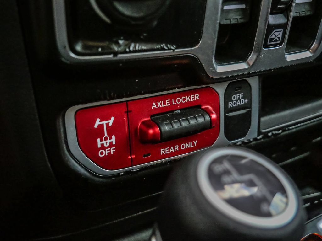 Used 2021 Jeep Gladiator Mojave AWD/4WD image 35