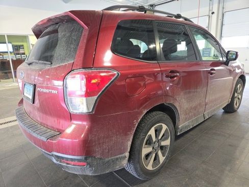 Used 2018 Subaru Forester 2.5i Premium w/ All-Weather Package image 15