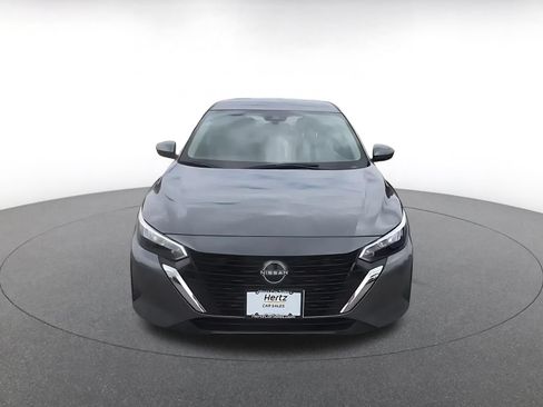 Used 2025 Nissan Sentra SV FWD image 4